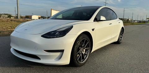 Tesla Model 3 2021