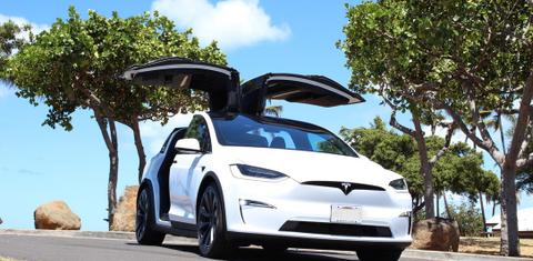 Tesla Model X 2022