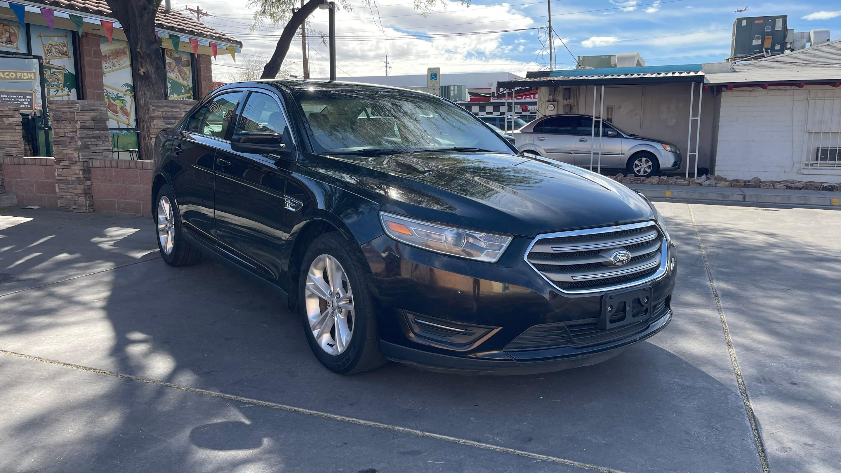 Ford Taurus 2014 in Tucson, AZ