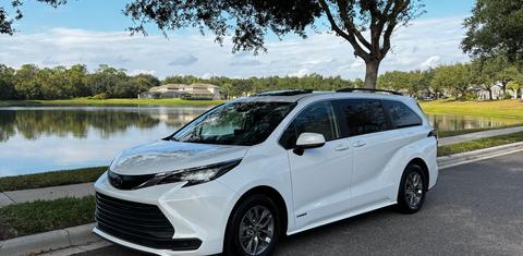 Toyota Sienna 2021