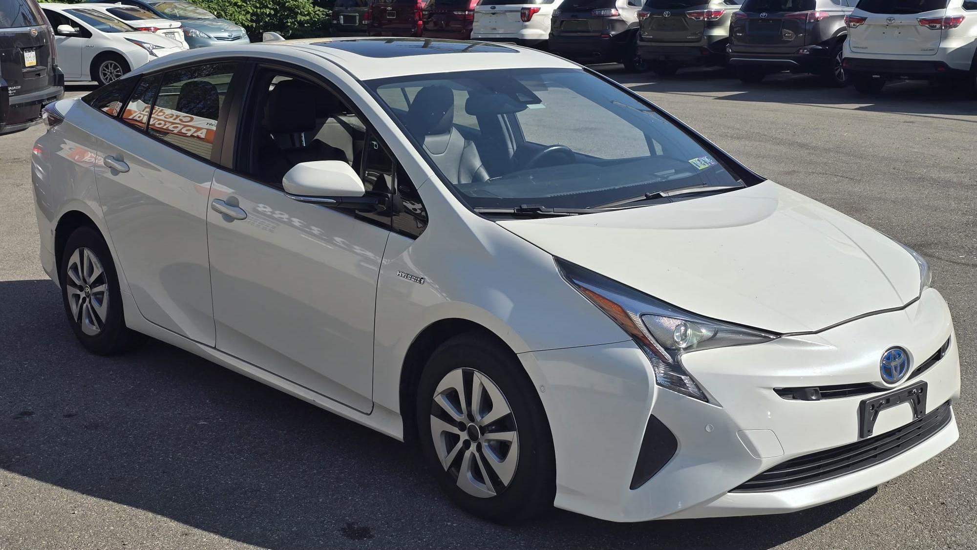 Toyota Prius 2017 in Pittsburgh, PA