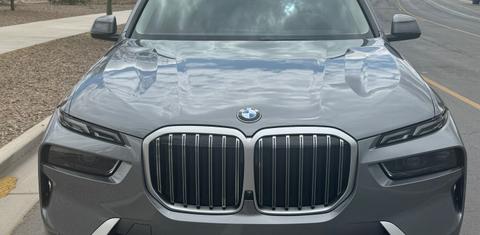 BMW X7 2025