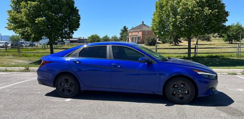 Hyundai Elantra 2023
