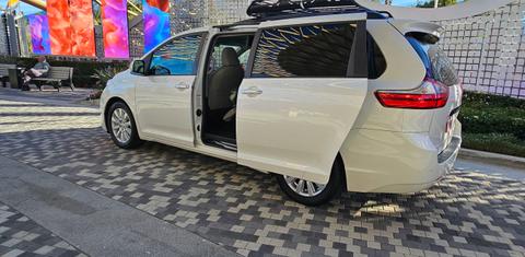 Toyota Sienna 2017