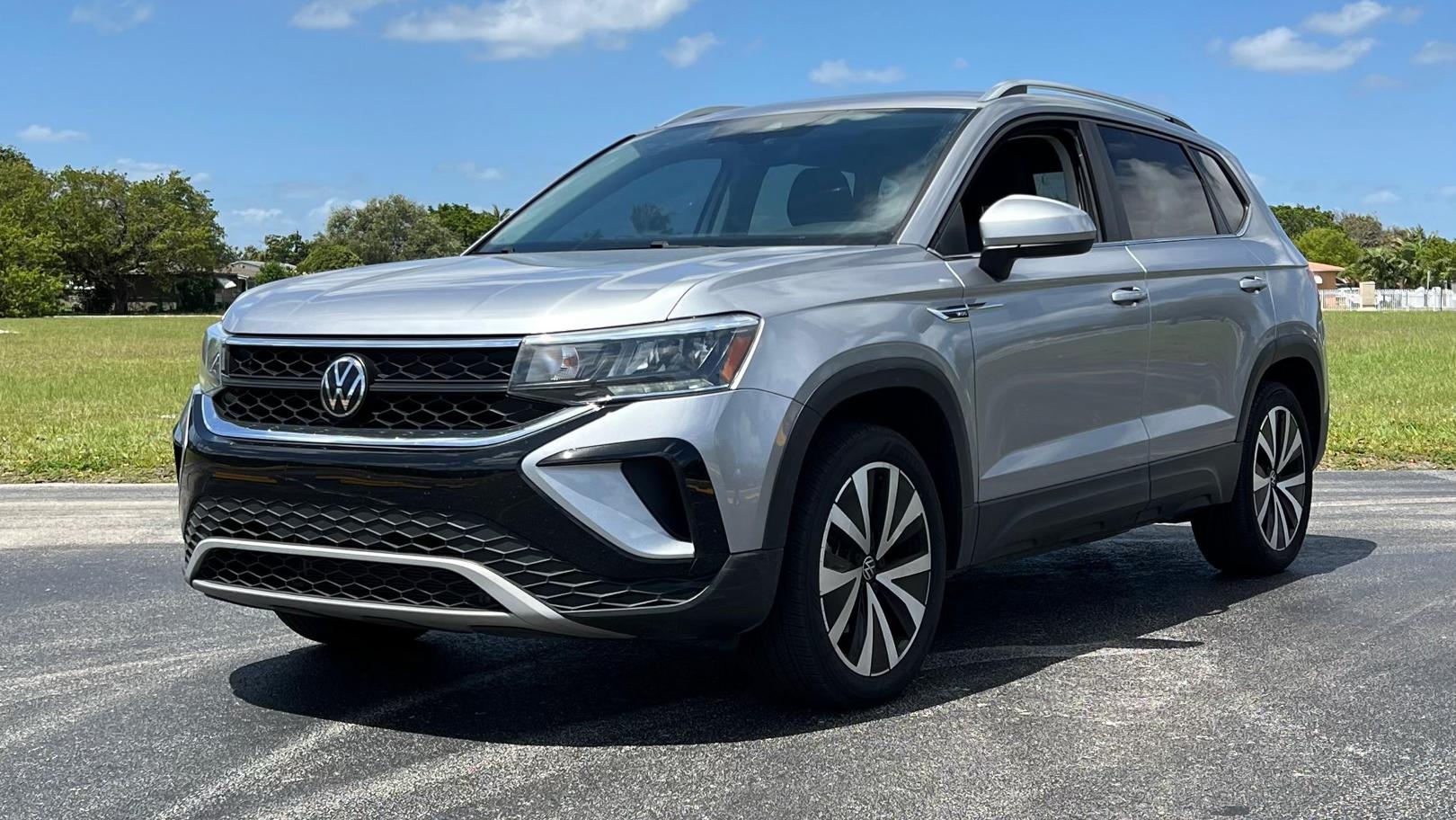 Volkswagen Taos 2024 in Hialeah, FL