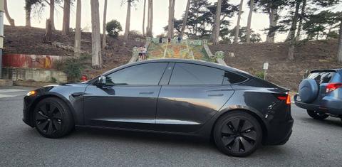 Tesla Model 3 2025