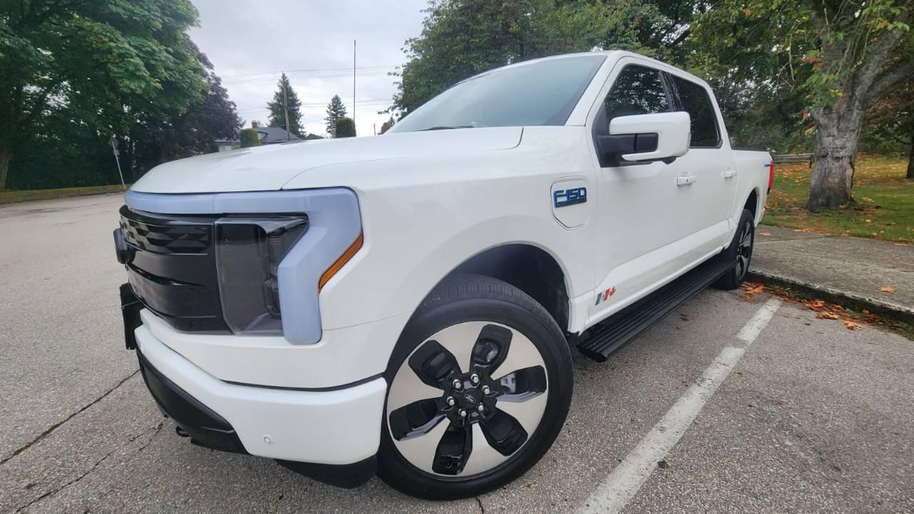 Ford F-150 Lightning 2024 in New Westminster, BC