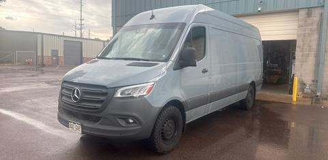 Mercedes-Benz Sprinter Crew 2024
