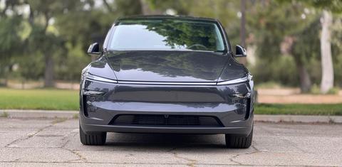 Tesla Model Y 2026