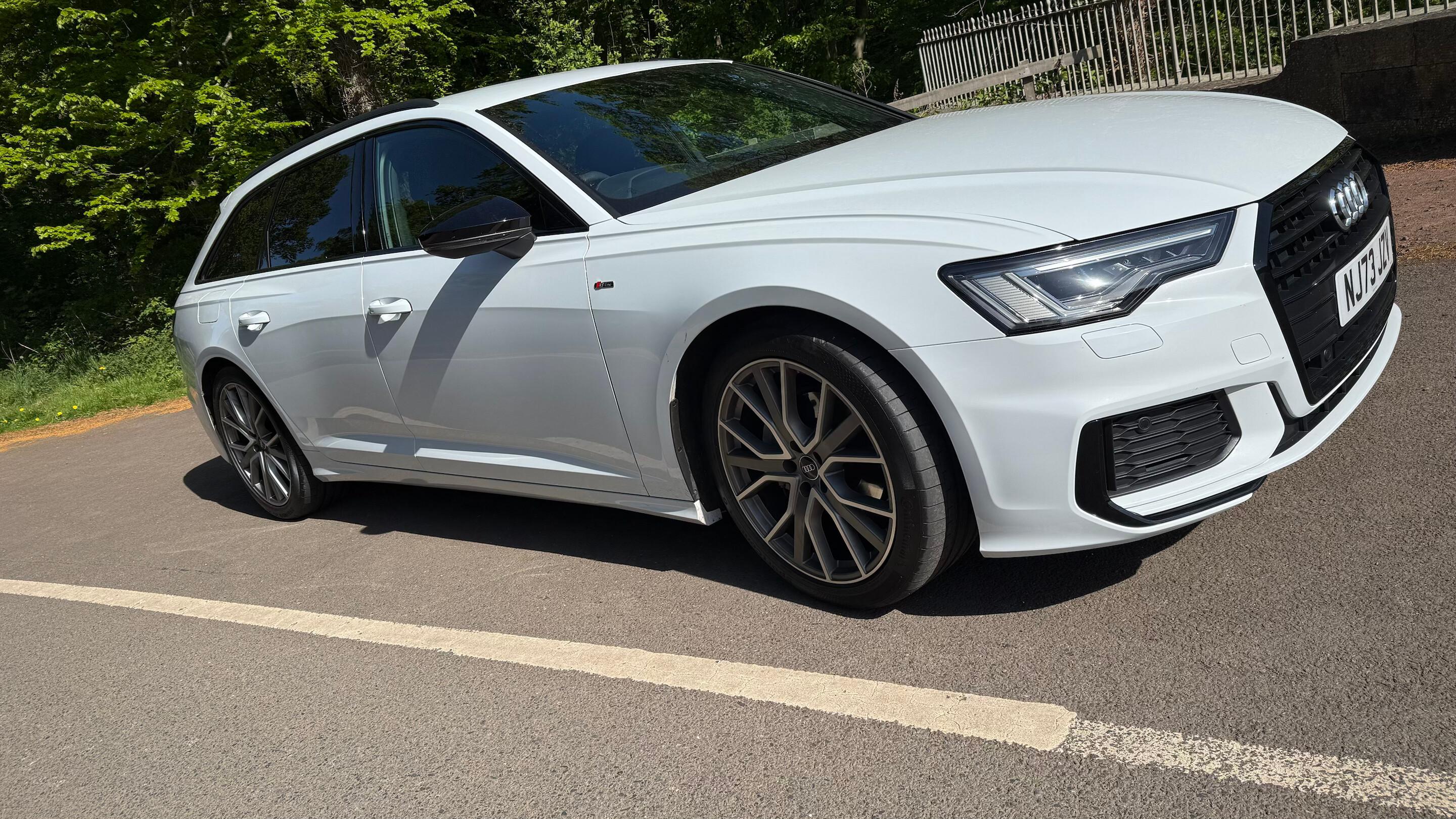 Audi A6 Avant 2023 à Dalkeith