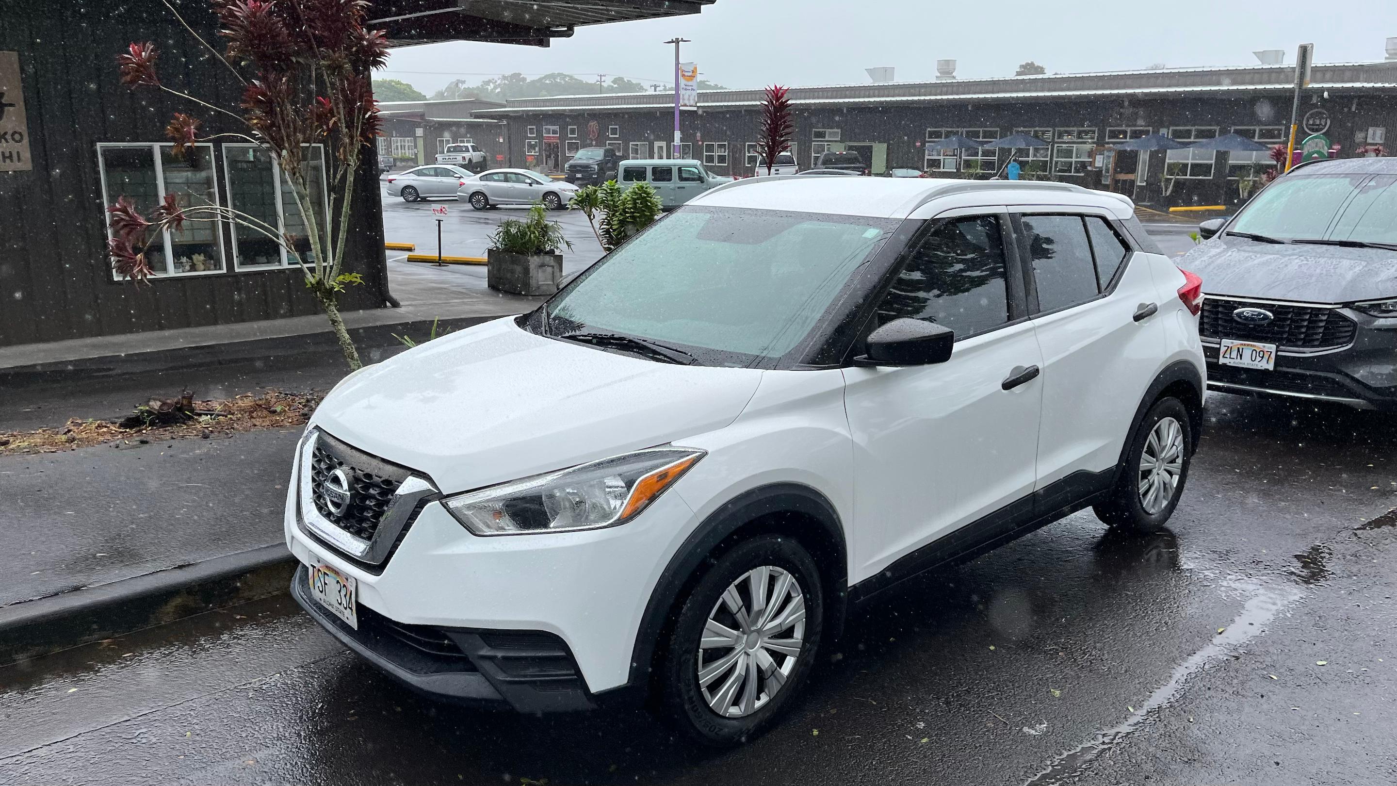 Nissan Kicks 2018 — Car rental alternative in Hilo, HI