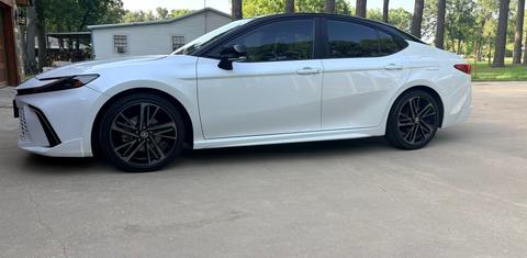 Toyota Camry Hybrid 2025