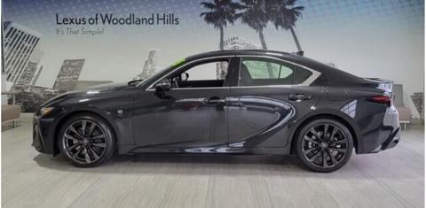 Lexus IS 2025