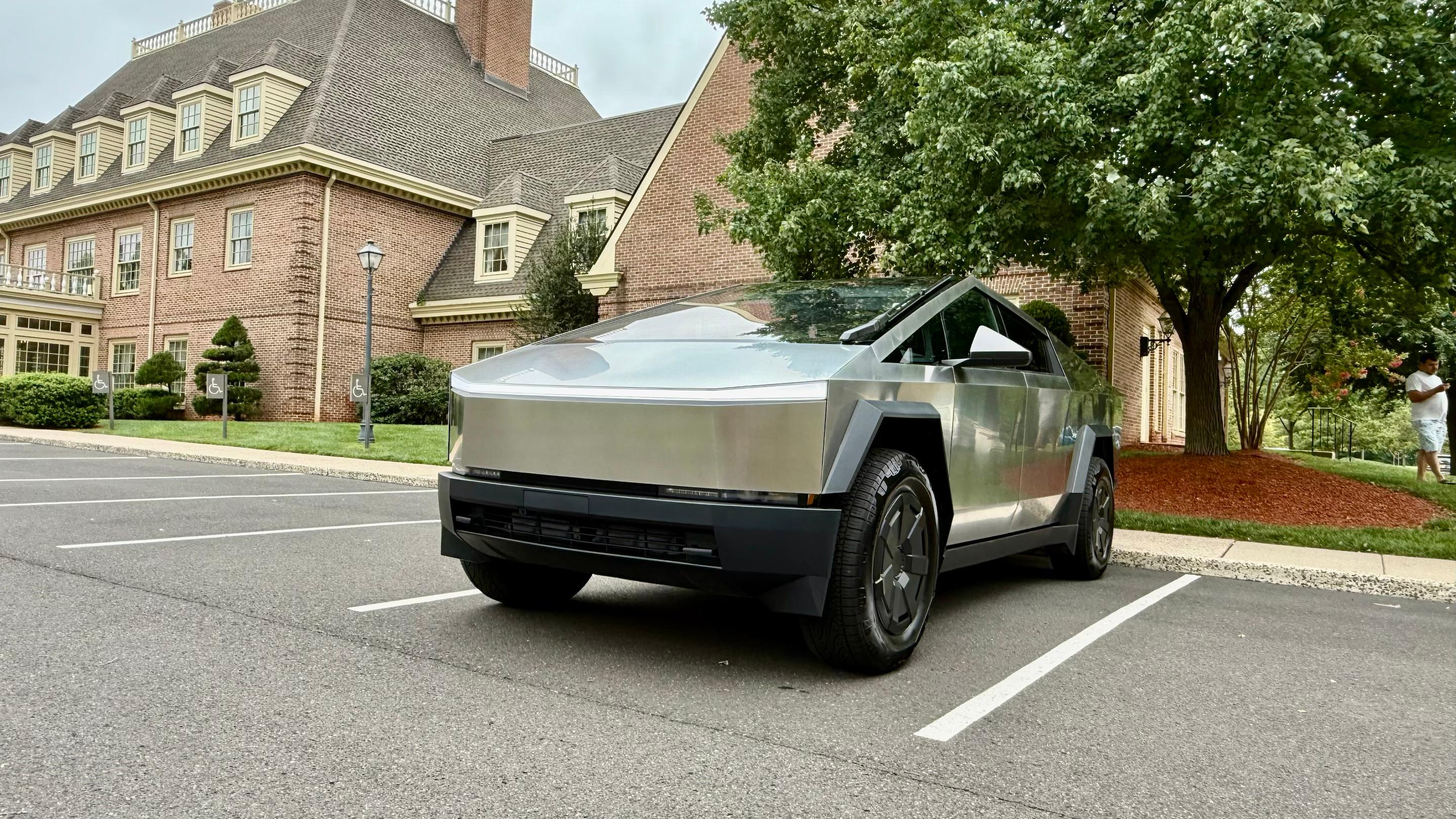 Tesla Cybertruck 2025 in Philadelphia, PA