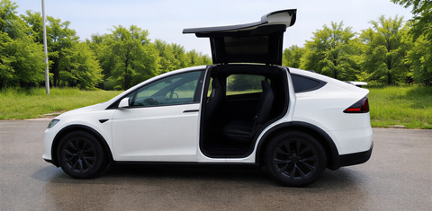 Tesla Model X 2022