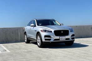 Jaguar F-Pace car