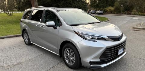 Toyota Sienna 2025
