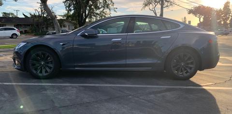 Tesla Model S 2019