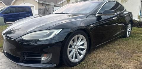 Tesla Model S 2017