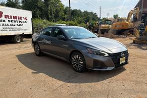 Nissan Altima 2026 in Hillside