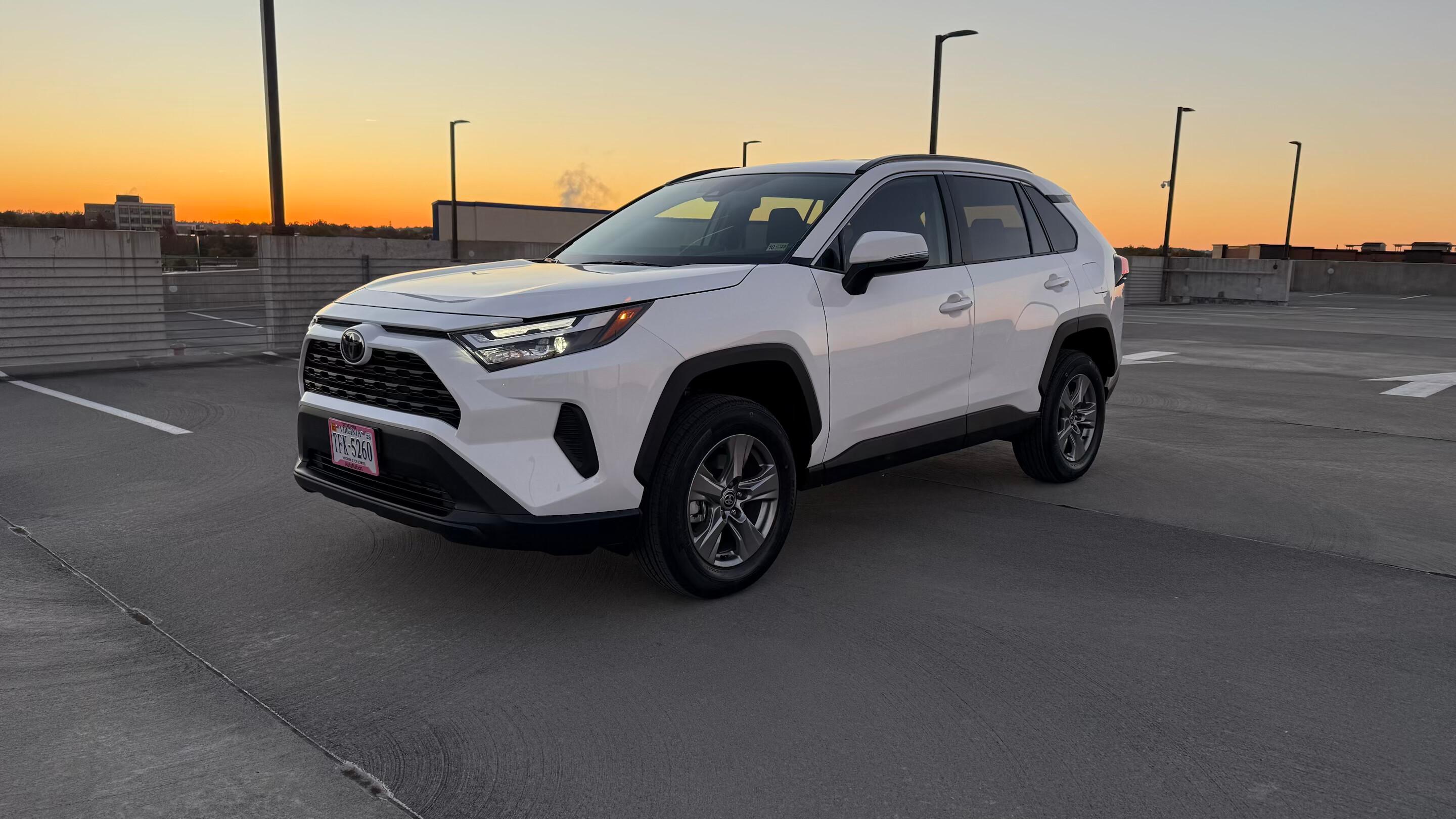 Toyota RAV4 2024 in Leesburg, VA