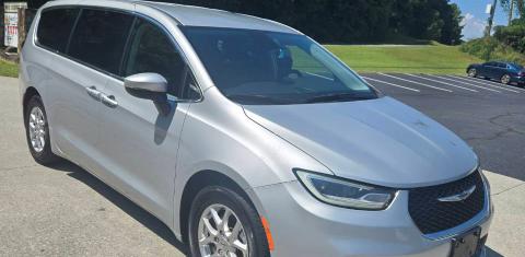 Chrysler Pacifica 2023