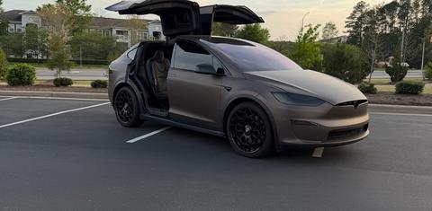 Tesla Model X 2022