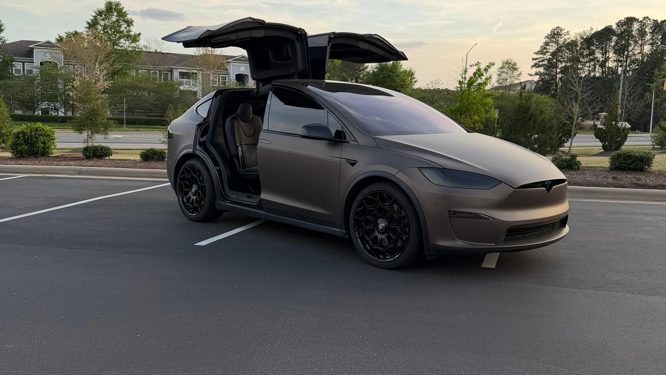 Tesla Model X 2022 in 