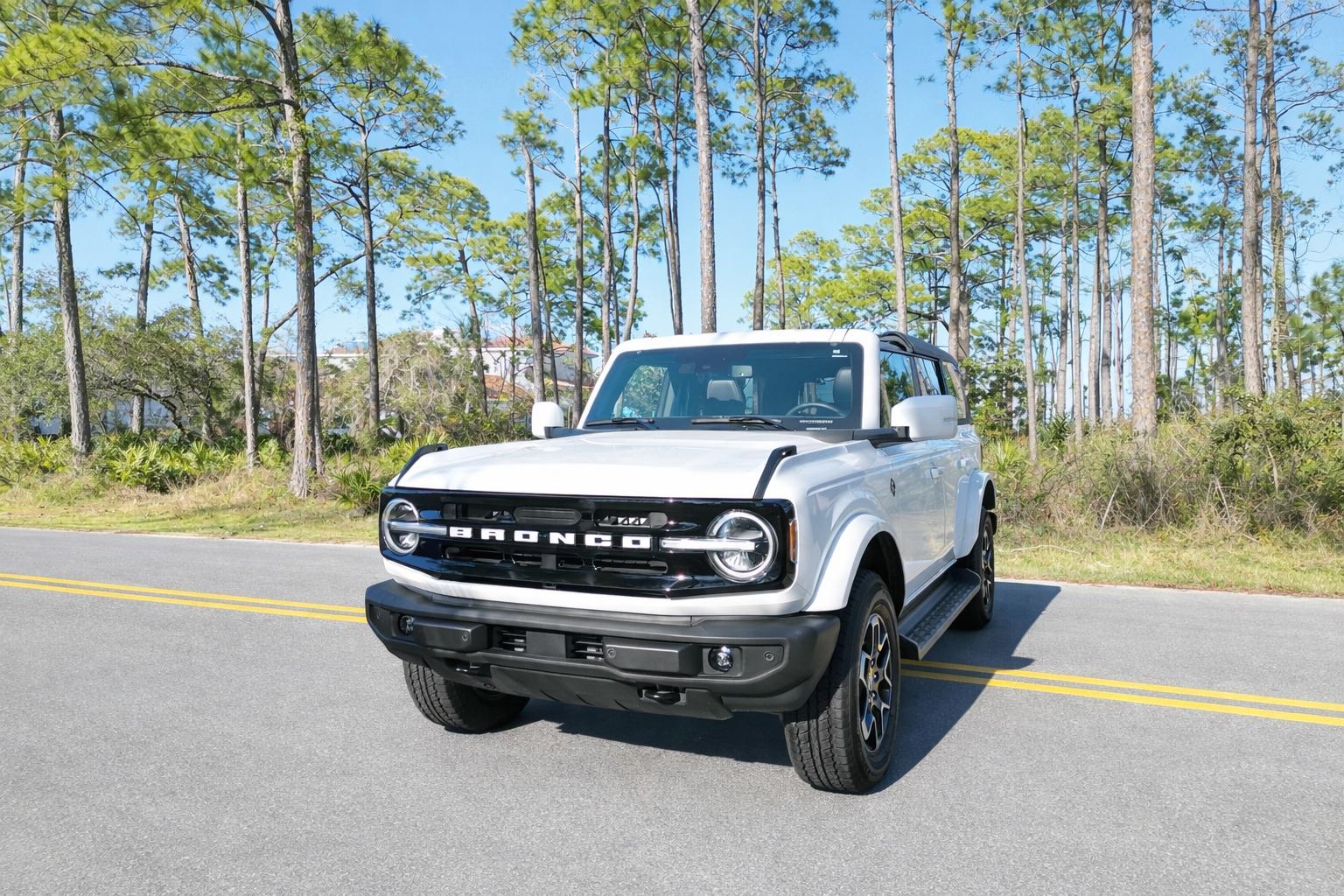 Ford Bronco 2025 in Miramar Beach, FL
