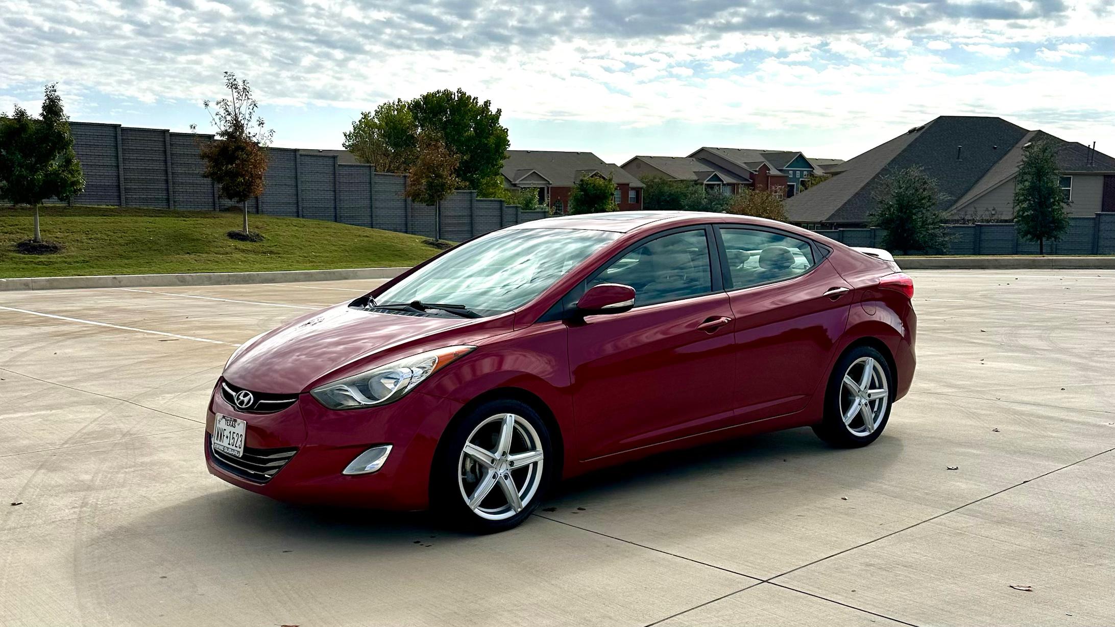 Hyundai Elantra 2013 in 