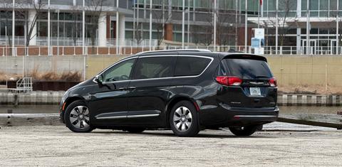 Chrysler Pacifica 2019
