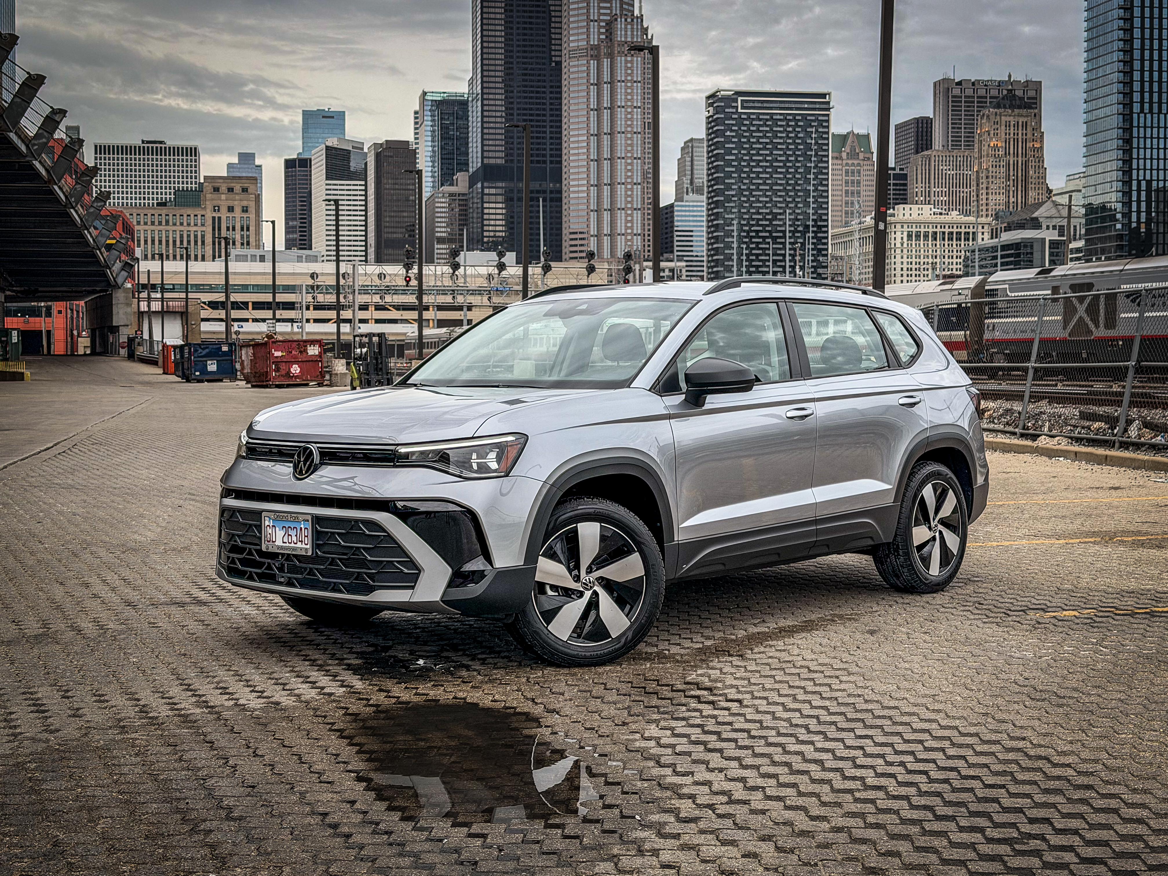 Volkswagen Taos 2025 in Chicago, IL