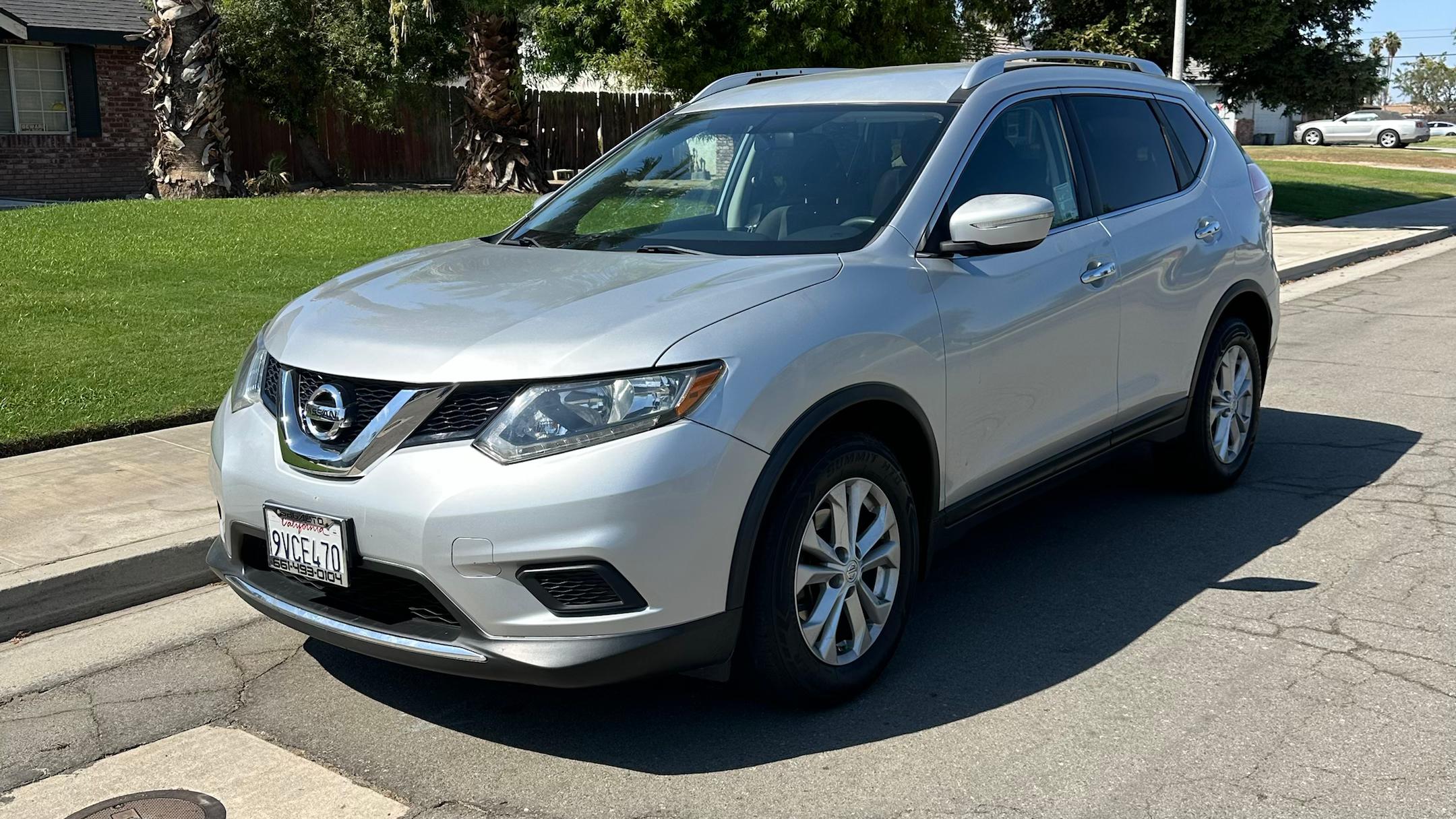 Nissan Rogue 2015 in Bakersfield, CA