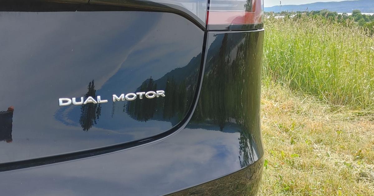 2020 Tesla Model 3 in Québec