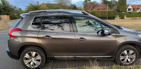 Peugeot 2008 2015