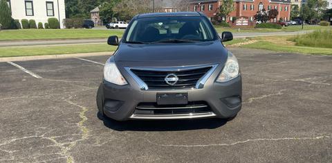 Nissan Versa 2015