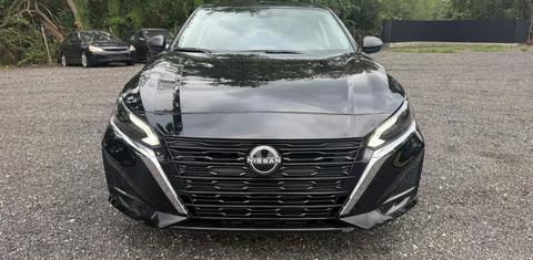 Nissan Altima 2025