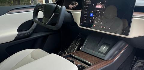 Tesla Model X 2022