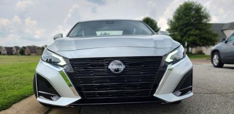 Nissan Altima 2023