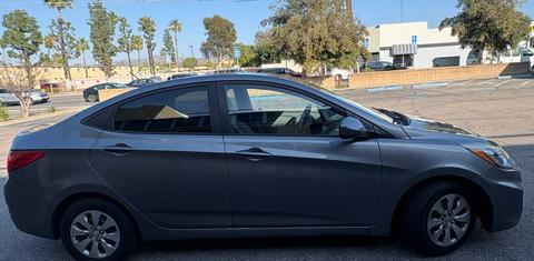 Hyundai Accent 2015