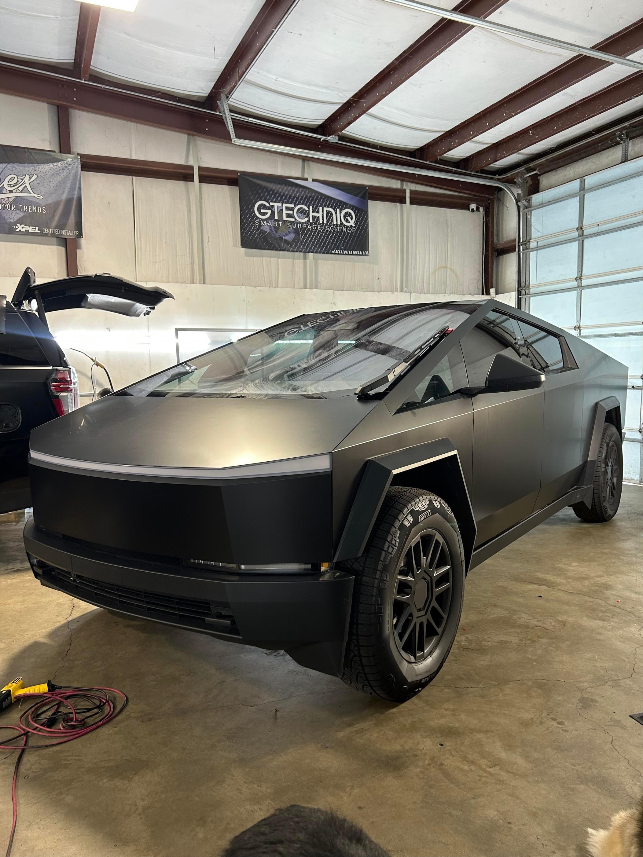 Tesla Cybertruck 2026 in Friendswood, TX