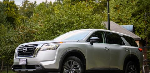 Nissan Pathfinder 2024