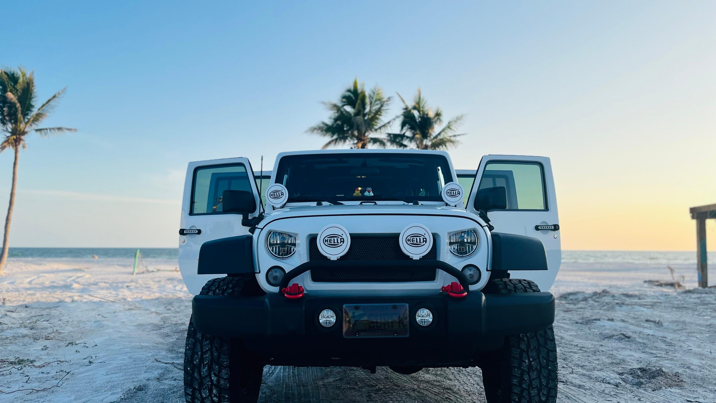Jeep Wrangler Unlimited 2013 in 