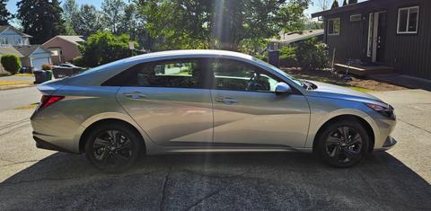 Hyundai Elantra 2021