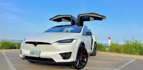 Tesla Model X 2016