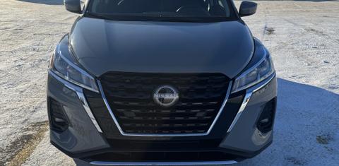 Nissan Kicks Play 2025