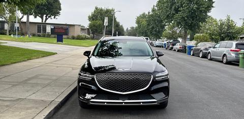 Genesis GV70 2025