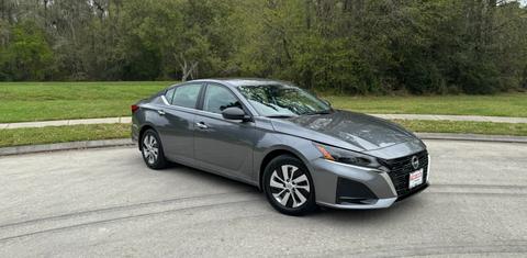 Nissan Altima 2024