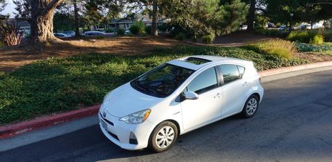 Toyota Prius c 2013