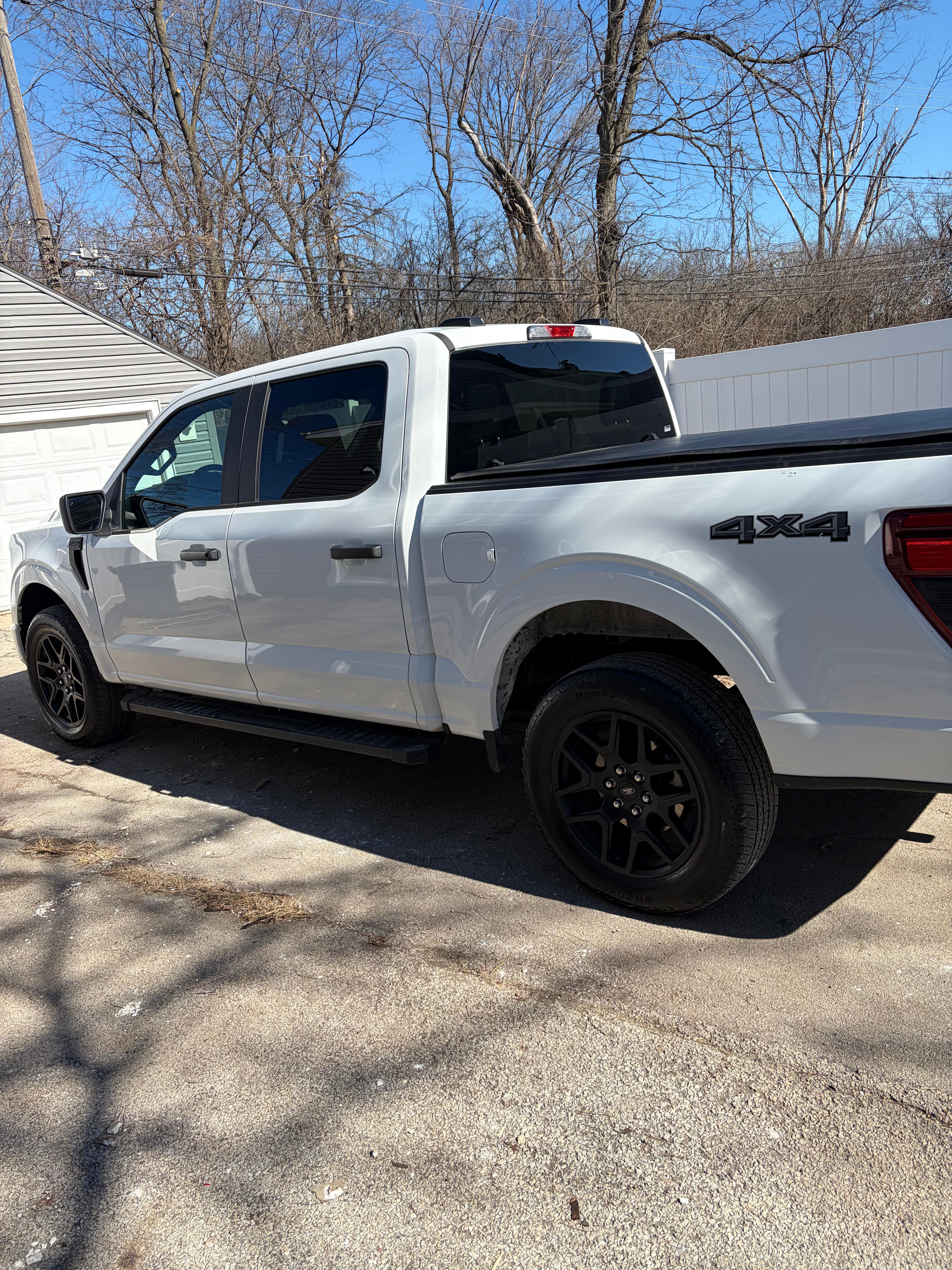 Ford F-150 2024 in Chicago Heights, IL